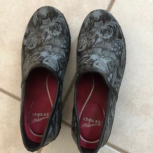 Dansko rain wear clog sz 38
